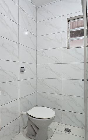 Casa para alugar com 100m², 2 quartos e sem vaga Casa para alugar com 100m², 2 quartos e sem vagaBanheiro Social