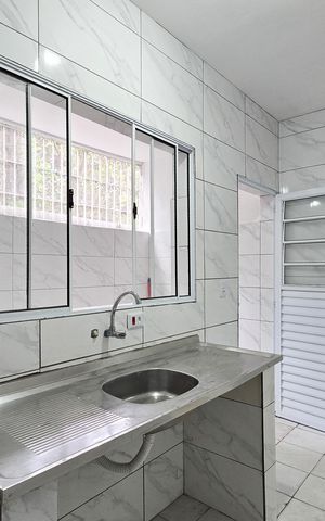Casa para alugar com 100m², 2 quartos e sem vaga Casa para alugar com 100m², 2 quartos e sem vagaCozinha