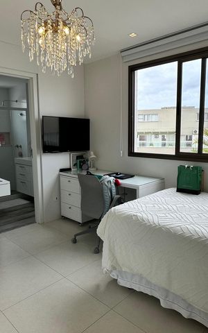 Apartamento à venda com 155m², 4 quartos e 3 vagas Apartamento à venda com 155m², 4 quartos e 3 vagasSuíte 2