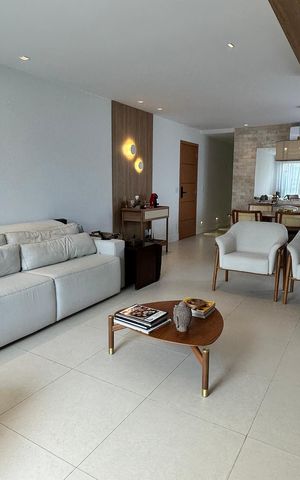 Apartamento à venda com 155m², 4 quartos e 3 vagas Apartamento à venda com 155m², 4 quartos e 3 vagasÁrea comum - Salão de festas