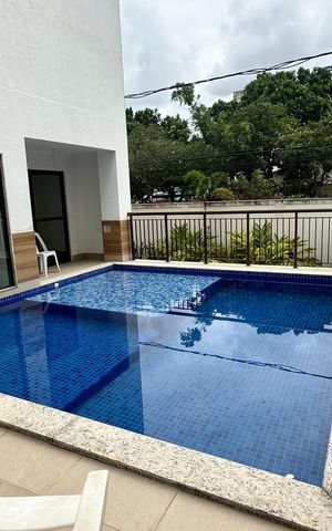 Apartamento à venda com 155m², 4 quartos e 3 vagas Apartamento à venda com 155m², 4 quartos e 3 vagasÁrea comum - Piscina