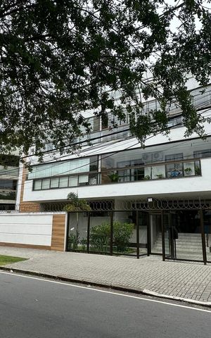 Apartamento à venda com 155m², 4 quartos e 3 vagas Apartamento à venda com 155m², 4 quartos e 3 vagasFachada