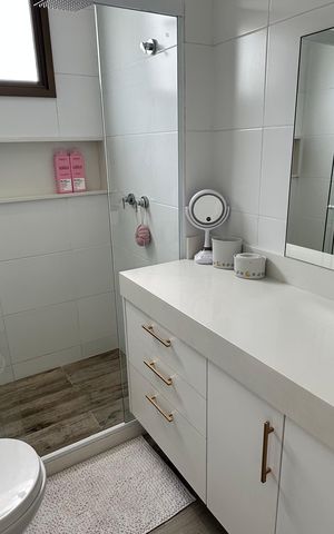 Apartamento à venda com 155m², 4 quartos e 3 vagas Apartamento à venda com 155m², 4 quartos e 3 vagasBanheiro da Suíte 2