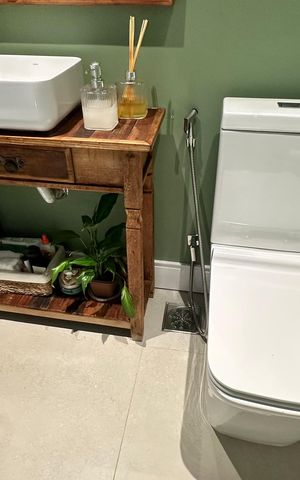Apartamento à venda com 155m², 4 quartos e 3 vagas Apartamento à venda com 155m², 4 quartos e 3 vagasLavabo