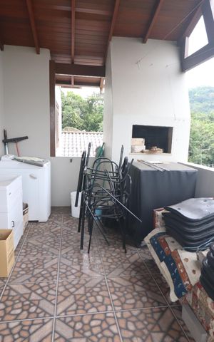 Casa à venda com 231m², 5 quartos e 2 vagasSacada Área comum