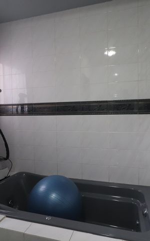 Casa à venda com 231m², 5 quartos e 2 vagasBanheiro da Suíte