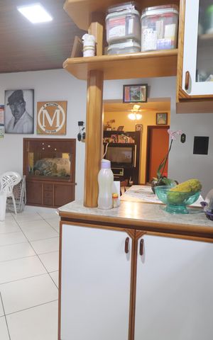 Casa à venda com 231m², 5 quartos e 2 vagasCozinha