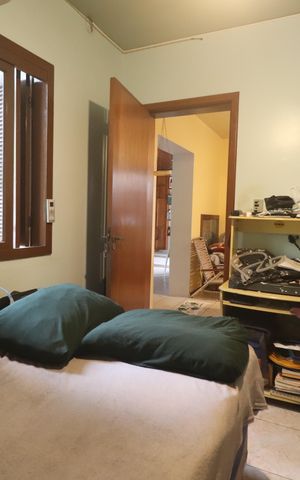 Casa à venda com 231m², 5 quartos e 2 vagasQuarto 02