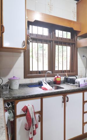 Casa à venda com 231m², 5 quartos e 2 vagasCozinha