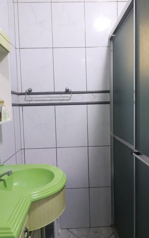 Casa à venda com 231m², 5 quartos e 2 vagasBanheiro