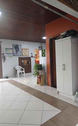 Casa à venda com 231m², 5 quartos e 2 vagasCozinha