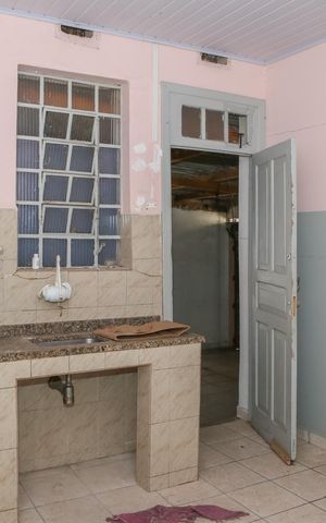 Casa à venda com 98m², 2 quartos e 1 vaga Casa à venda com 98m², 2 quartos e 1 vagaCozinha