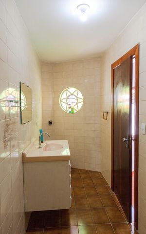 Casa para alugar com 150m², 4 quartos e 1 vaga Casa para alugar com 150m², 4 quartos e 1 vagaBanheiro do Quarto 4