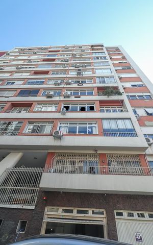 Apartamento para alugar com 161m², 3 quartos e sem vagaFachada