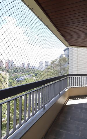 Apartamento à venda com 272m², 5 quartos e 4 vagasVaranda da Sala