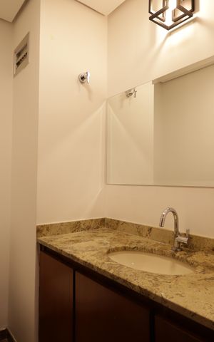Apartamento à venda com 272m², 5 quartos e 4 vagasLavabo