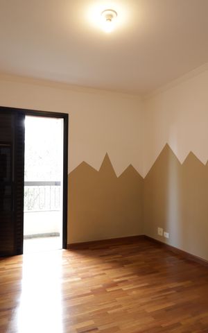 Apartamento à venda com 272m², 5 quartos e 4 vagasSemi Suíte 2