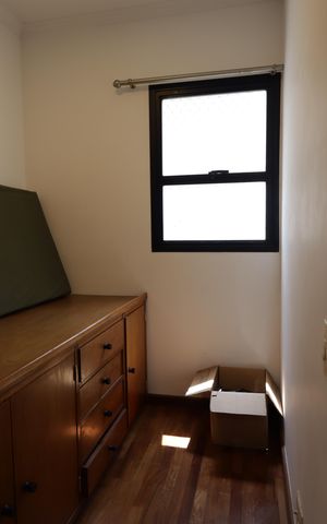 Apartamento à venda com 272m², 5 quartos e 4 vagasQuarto de Serviço