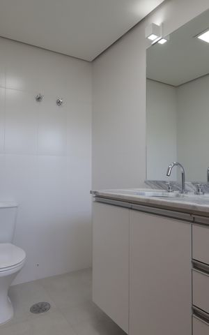 Apartamento à venda com 272m², 5 quartos e 4 vagasBanheiro da Suíte 3
