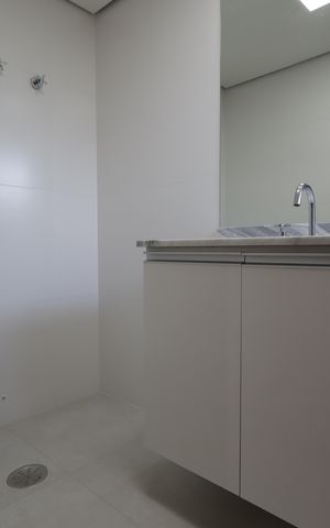 Apartamento à venda com 272m², 5 quartos e 4 vagasBanheiro da Suíte 3