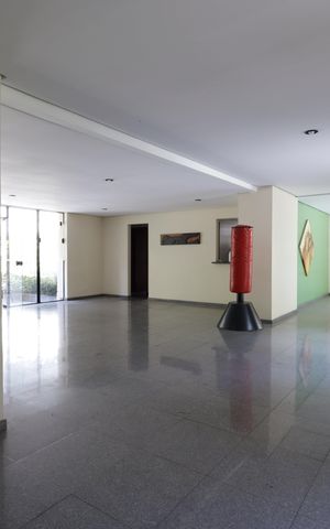 Apartamento à venda com 272m², 5 quartos e 4 vagasÁrea comum - Salão de festas