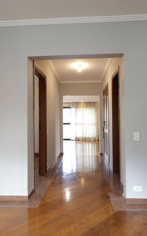 Apartamento à venda com 272m², 5 quartos e 4 vagasSala 2