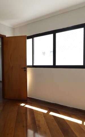 Apartamento à venda com 272m², 5 quartos e 4 vagasCopa 