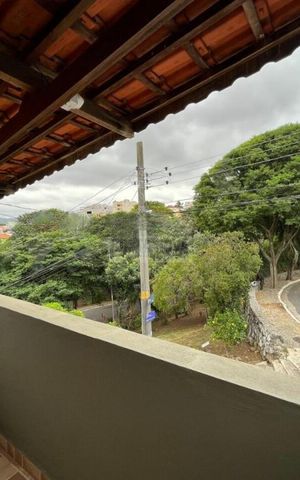 Casa à venda com 150m², 4 quartos e 3 vagas