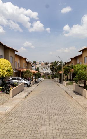 Casa de condomínio à venda com 64m², 2 quartos e 1 vaga Casa de condomínio à venda com 64m², 2 quartos e 1 vagaGaragem