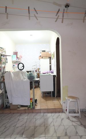 Casa à venda com 264m², 3 quartos e 2 vagasQuintal