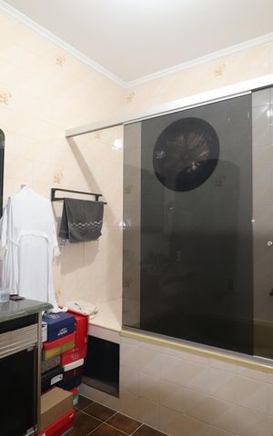 Casa à venda com 264m², 3 quartos e 2 vagasBanheiro da Suíte