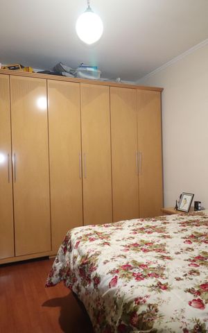 Casa à venda com 264m², 3 quartos e 2 vagassuíte
