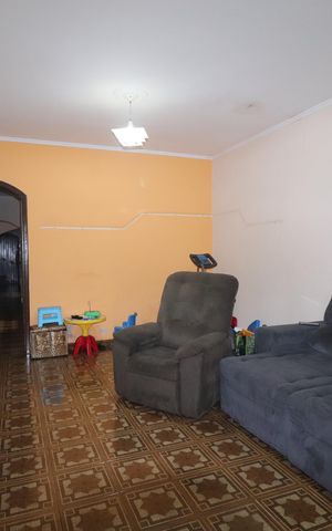 Casa à venda com 264m², 3 quartos e 2 vagasSala