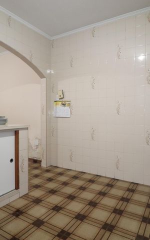 Casa à venda com 264m², 3 quartos e 2 vagasCozinha