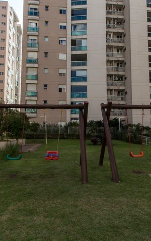 Apartamento para alugar com 156m², 3 quartos e 3 vagasÁrea comum - Playground