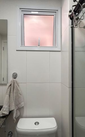 Apartamento à venda com 72m², 3 quartos e 2 vagas Apartamento à venda com 72m², 3 quartos e 2 vagasBanheiro Social