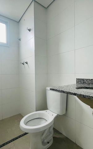 Apartamento à venda com 64m², 2 quartos e 2 vagasBanheiro da Suíte