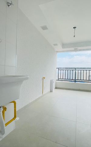 Apartamento à venda com 64m², 2 quartos e 2 vagasÁrea de Serviço