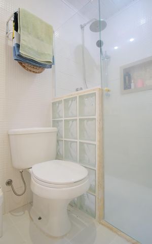 Apartamento à venda com 160m², 5 quartos e 2 vagasBanheiro da Suíte 2