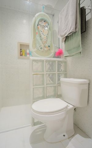 Apartamento à venda com 160m², 5 quartos e 2 vagasBanheiro da Suíte 1