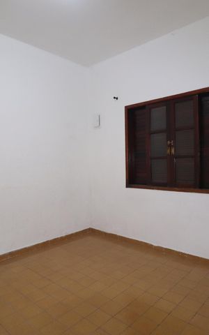 Casa à venda com 194m², 2 quartos e 3 vagasEdícula 