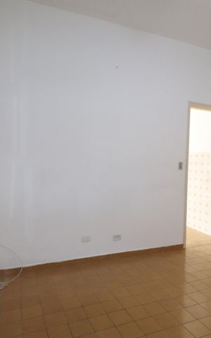 Casa à venda com 194m², 2 quartos e 3 vagasEdícula 