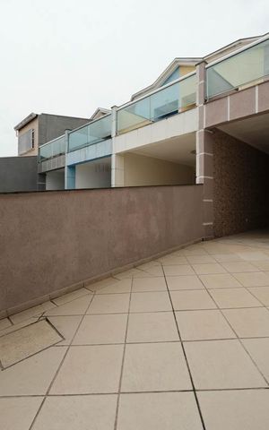 Casa à venda com 96m², 2 quartos e 2 vagasGaragem