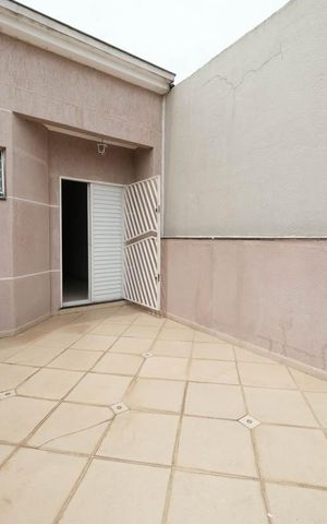 Casa à venda com 96m², 2 quartos e 2 vagasVaranda da Suíte 2