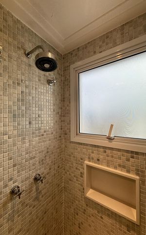 Apartamento à venda com 164m², 3 quartos e 3 vagas Apartamento à venda com 164m², 3 quartos e 3 vagasBanheiro Suíte 2