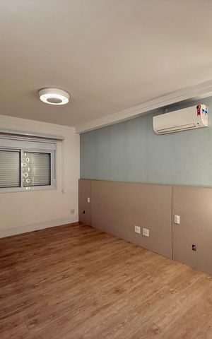 Apartamento à venda com 164m², 3 quartos e 3 vagas Apartamento à venda com 164m², 3 quartos e 3 vagasSuíte 3