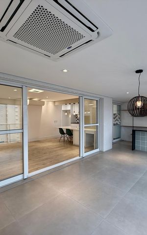 Apartamento à venda com 164m², 3 quartos e 3 vagas Apartamento à venda com 164m², 3 quartos e 3 vagasVaranda