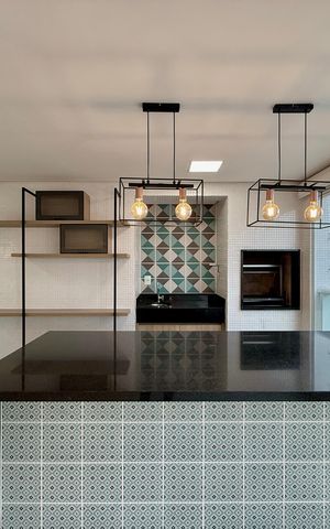 Apartamento à venda com 164m², 3 quartos e 3 vagas Apartamento à venda com 164m², 3 quartos e 3 vagasVaranda
