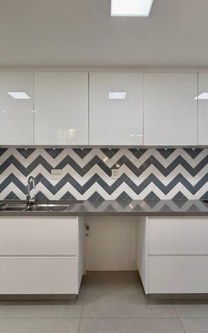Apartamento à venda com 164m², 3 quartos e 3 vagas Apartamento à venda com 164m², 3 quartos e 3 vagasCozinha