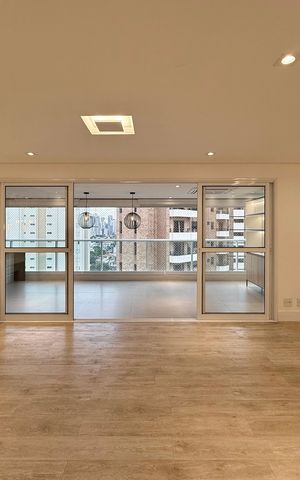 Apartamento à venda com 164m², 3 quartos e 3 vagas Apartamento à venda com 164m², 3 quartos e 3 vagasSala
